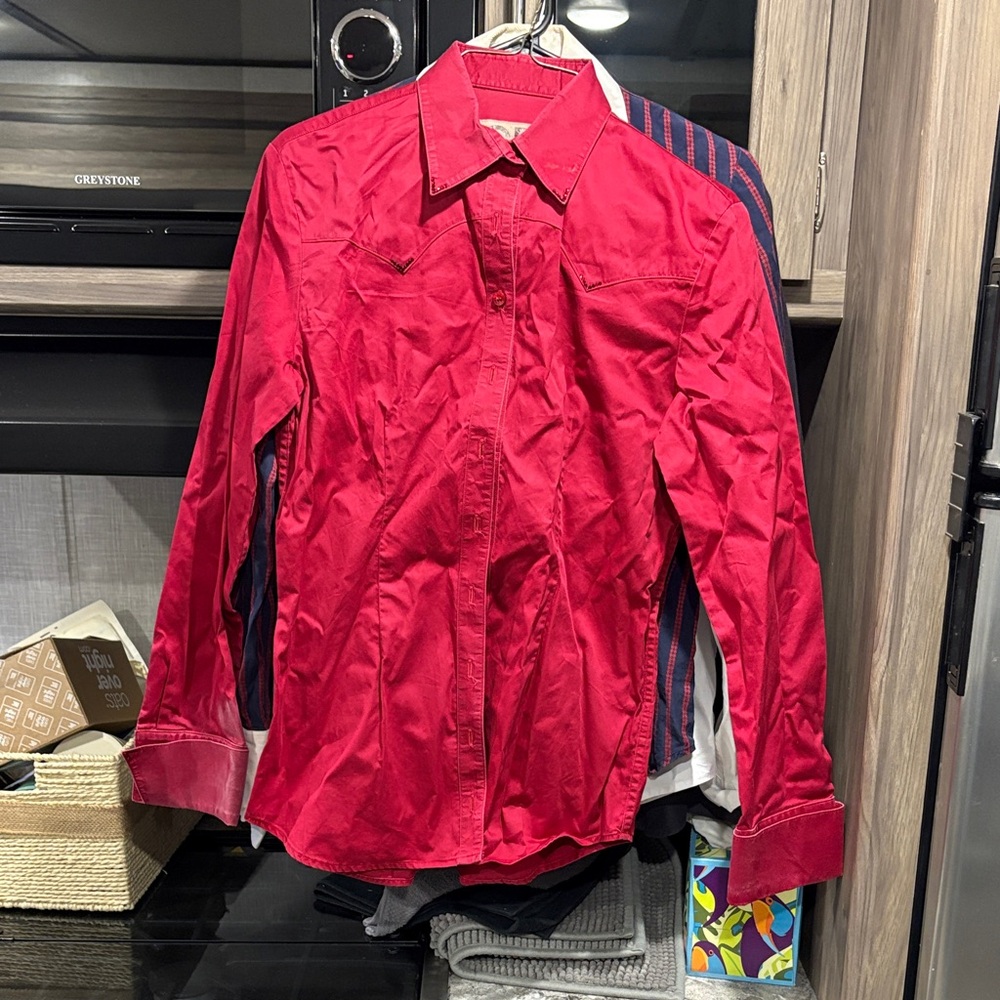 CR Ranchwear Women’s button down